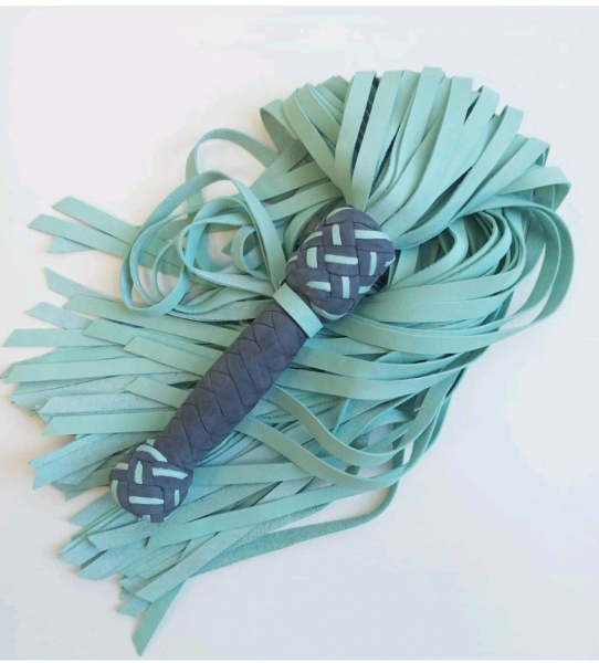 ca83d08b12fcbb65f32e27539fz0--subkultury-flogger-plet-bdsm-pletka-myata